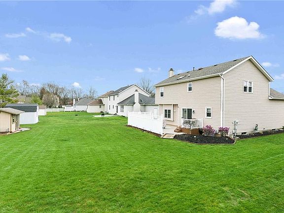 5th image of 29900 Wellington Dr