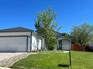 878 Vista Park Dr, Carson City, NV