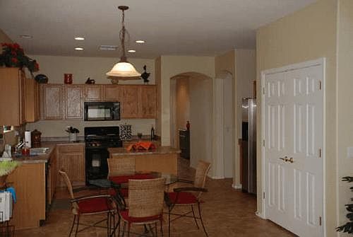 2nd image of 5528 W Saint Anne Ave