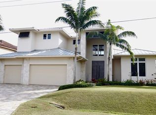 936 N Town And River Dr, Fort Myers, FL 33919