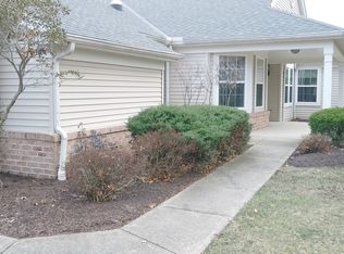 54 Community Dr, Avon Lake, OH 44012