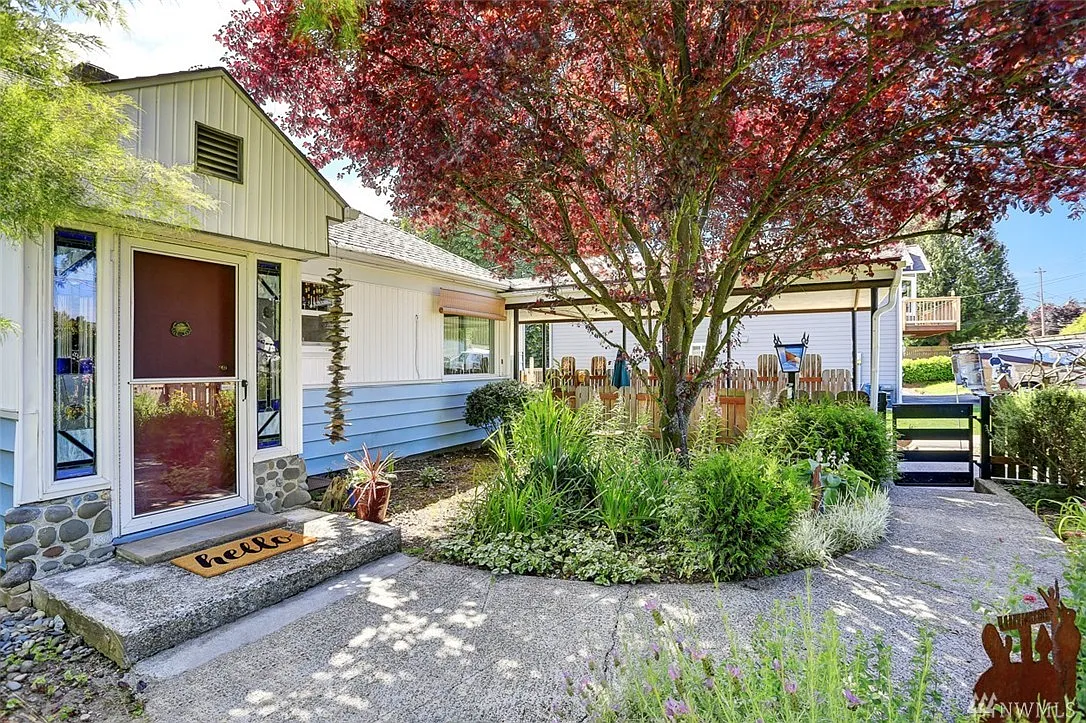 13202 8th Ave S photo 1