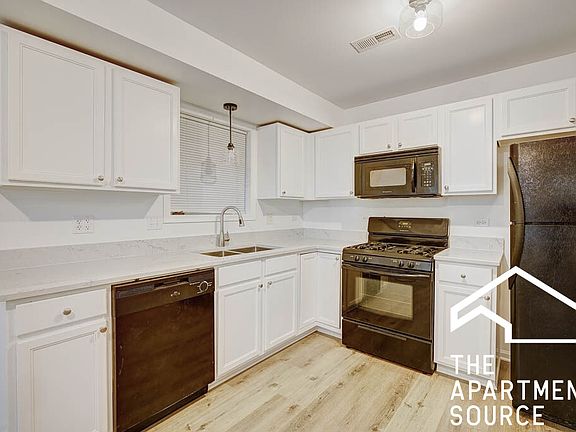 2nd image of 3047 W Washington Blvd