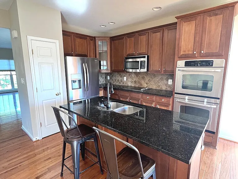 194 Oxbow Dr — Photo 9