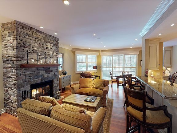 4th image of 4375 Marin Woods Unit A