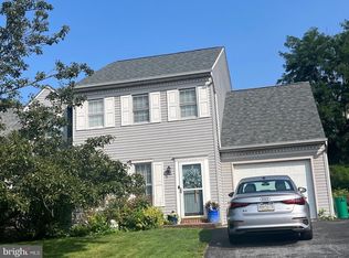 748 Fieldstone Ln, Elizabethtown, PA 17022