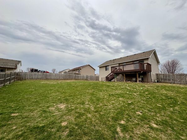 518 Mackenzie St, Somerset, WI 54025