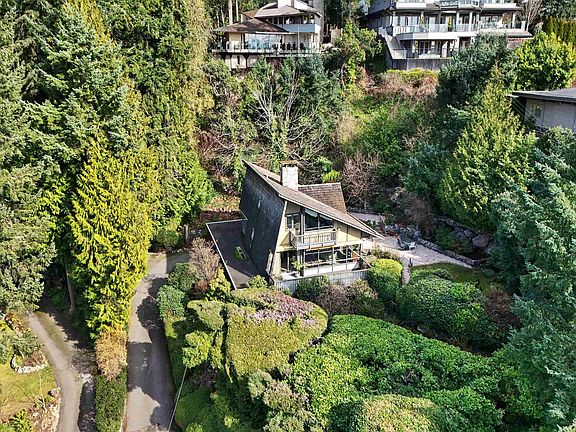 4th image of 6035 Eagleridge Dr
