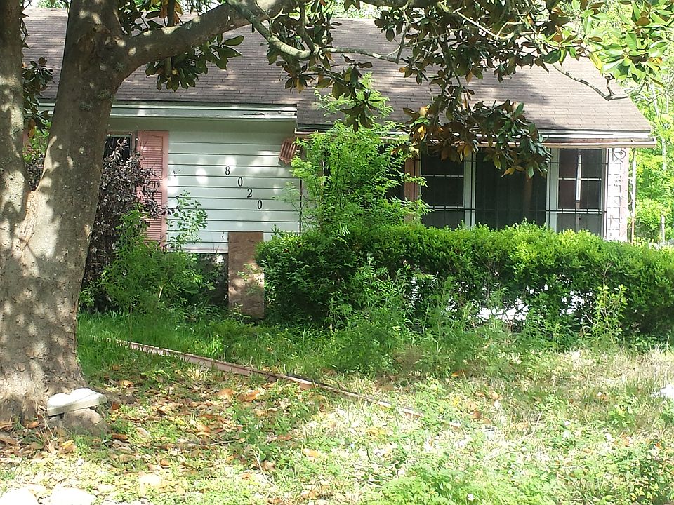 2nd image of 8022 McLean St