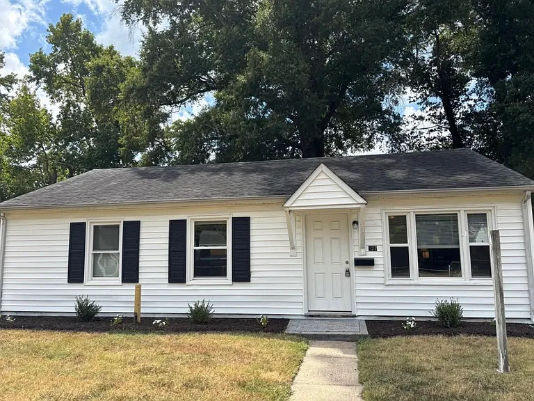 527 Price St — Photo 7