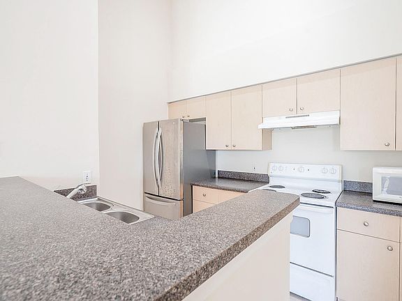 4th image of 4200 San Marino Boulevard #303