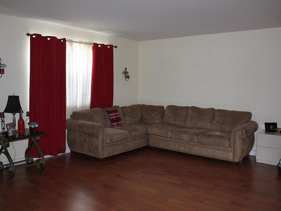 1st image of 283 Tuscany E