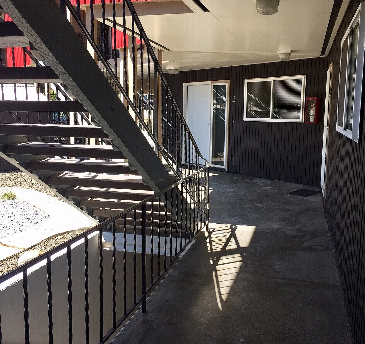 2 bed, 825 sqft, $1,795 — Photo 3