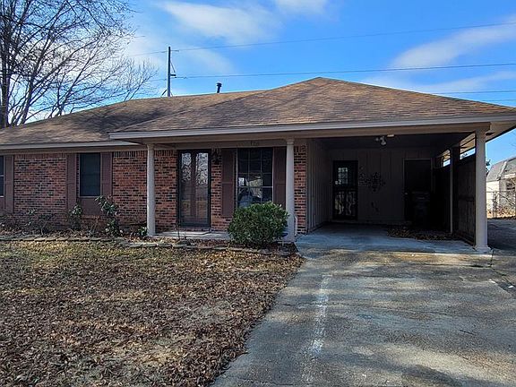 2nd image of 120 Baird Ave