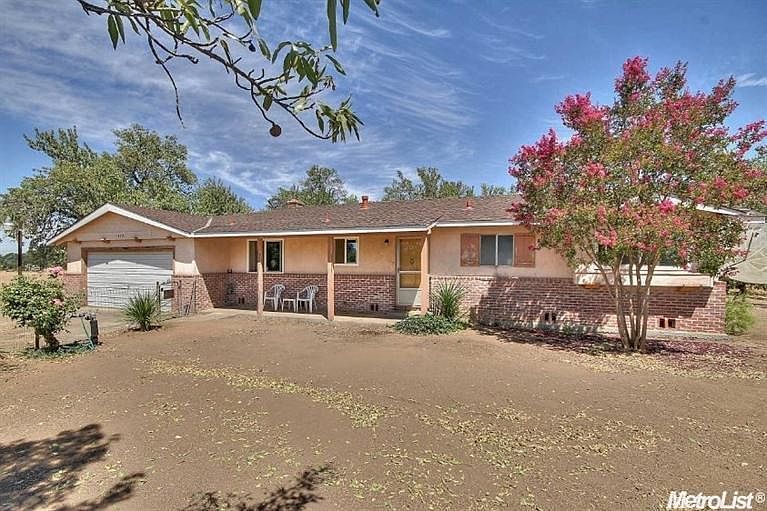 1st image of 8370 Vineyard Ln