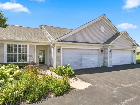 13549 Delaney Rd, Huntley, IL 60142