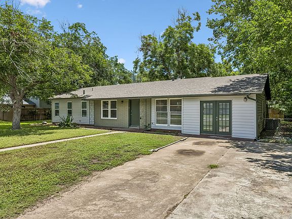 3rd image of 1411 HUMMINGBIRD LN