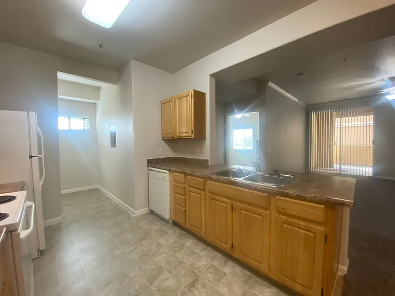 501 Gibson Dr #1712 — Photo 12