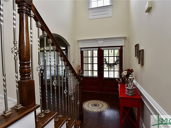 4th image of 30 Eddenfield Lane