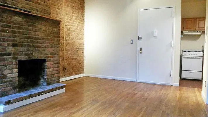 Rented by New York Residence | media 9