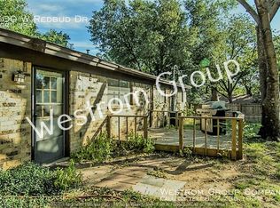 609 W Redbud Dr, Hurst, TX 76053