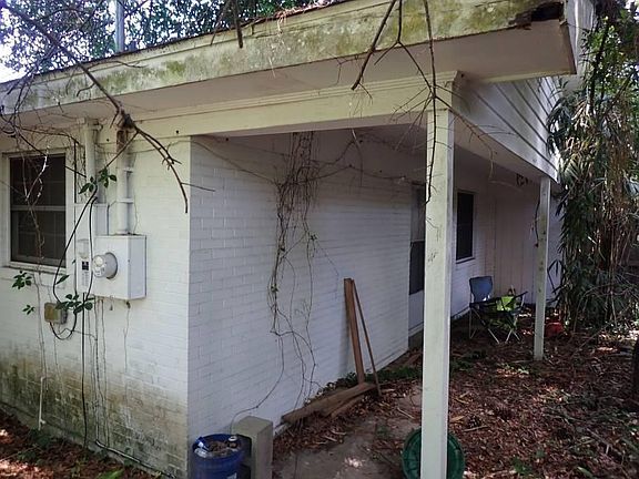 4th image of 169 Fairway Oaks Dr