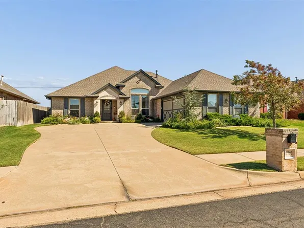 17308 Hardwood Pl, Edmond, OK 73012