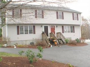 11 Lake St, Uxbridge, MA 01569