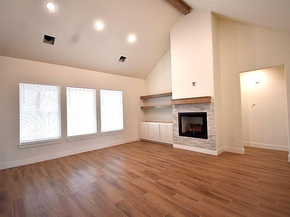 4th image of 11497 Carefree Ln