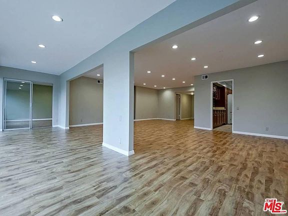 5th image of 17337 Tramonto Dr APT 204