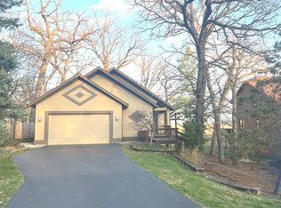 2345 N Westwood Ln, Palatine, IL