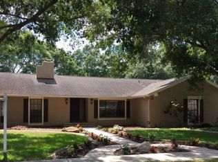 2801 Spaniel Ln, Seffner, FL 33584