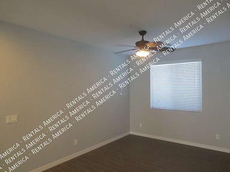 3636 E Lodgepole Dr — Photo 20