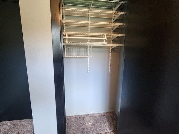 5th image of 10709 NE 47th St