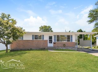 2330 Flamingo Dr, Florissant, MO 63031