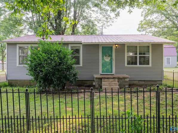 6273 County Road 107, Scottsboro, AL 35768