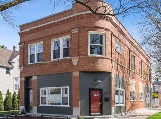 5759 W Dakin St #2, Chicago, IL 60634