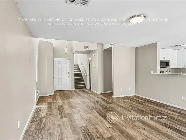 4945 Drifting Pebble St — Photo 7
