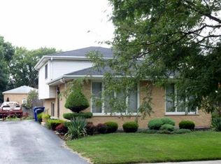 12826 S Apple Ln, Alsip, IL 60803