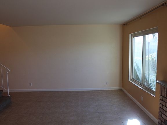 4th image of 543 E Arrow Hwy APT 24