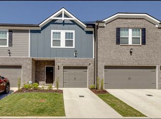 1517 Olympic Ln, Lebanon, TN 37087