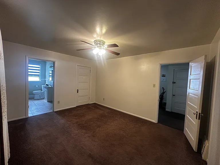 422 Franklin Ave #1 — Photo 5