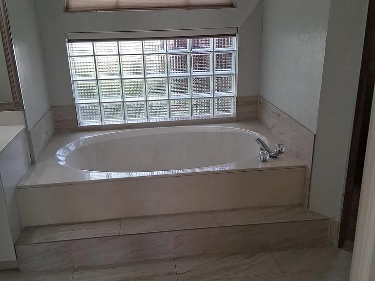 4863 Chardonnay Dr — Photo 35