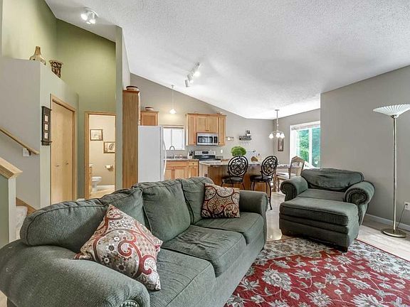 5th image of 1435 Field Creek Cir