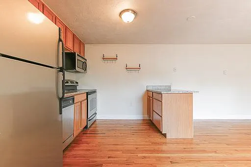 Building Photo - 41 Morrell St #3