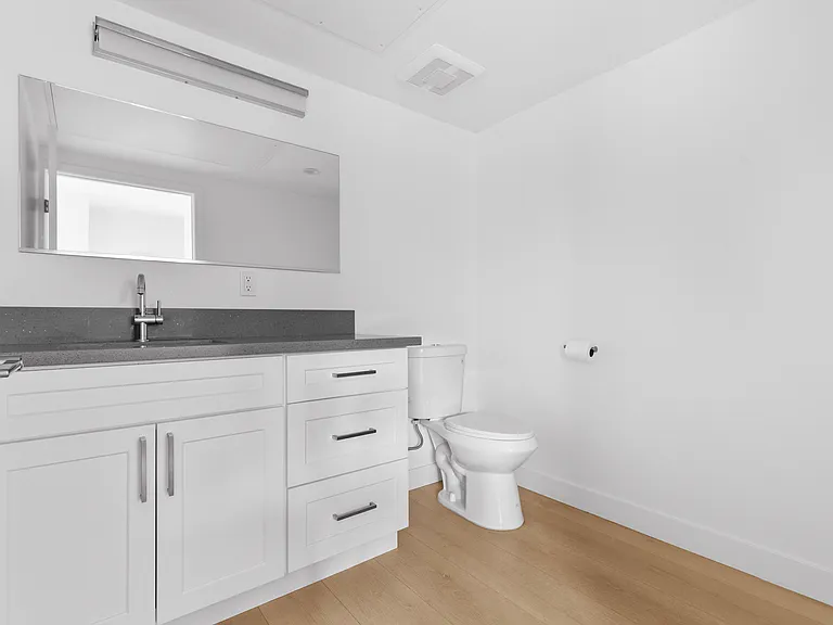 360 Burchett St #6 — Photo 32