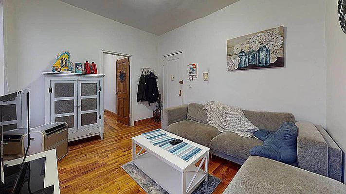 1st image of 203 W 85th St APT 52