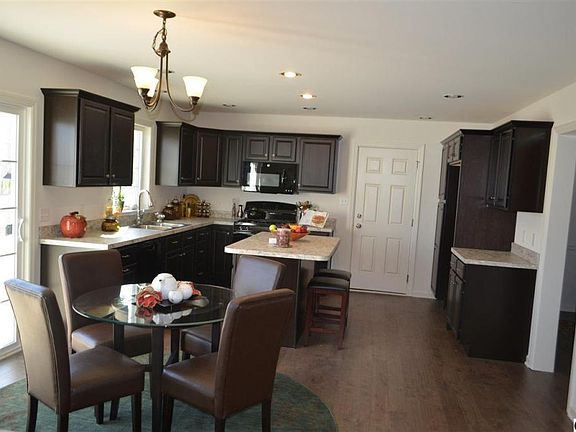 3rd image of 42 Cumberland Estates Dr