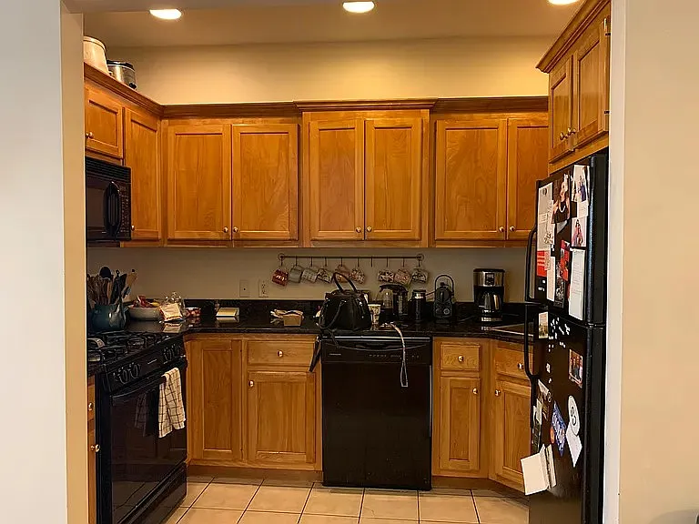 79 Highland St — Photo 4