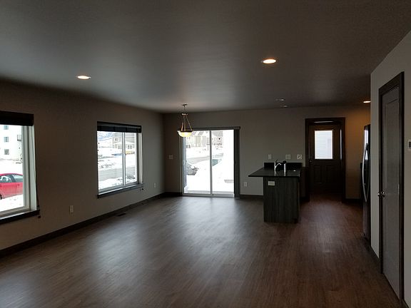 5th image of 1096 Rosa Way #1